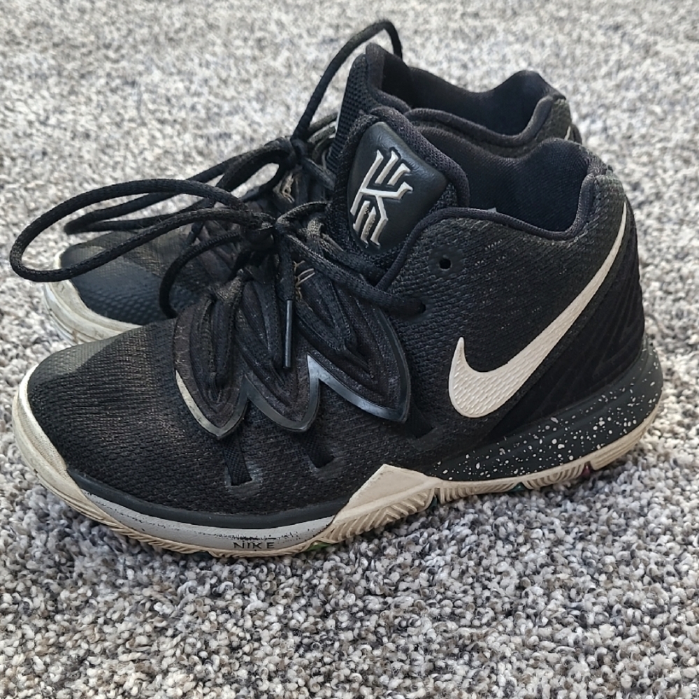 Nike Kyrie Irving Toddler Sneakers